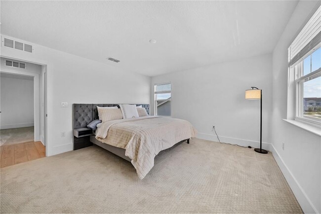 Building Photo - 1694 Pinecliff Dr
