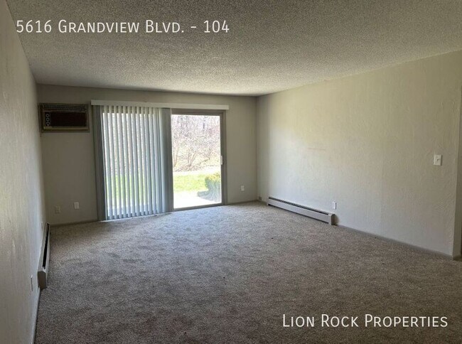 Building Photo - 5616 Grandview Blvd
