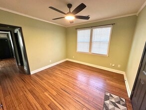 Building Photo - 2 Bedrooms, 1 Bathroom - House in Celanease!