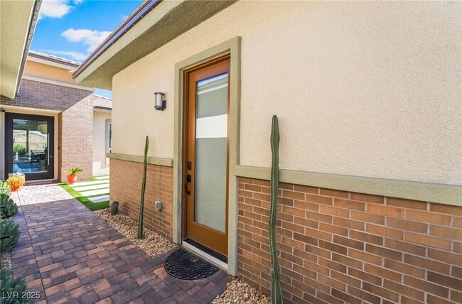 Building Photo - 3120 Greenscape Ln