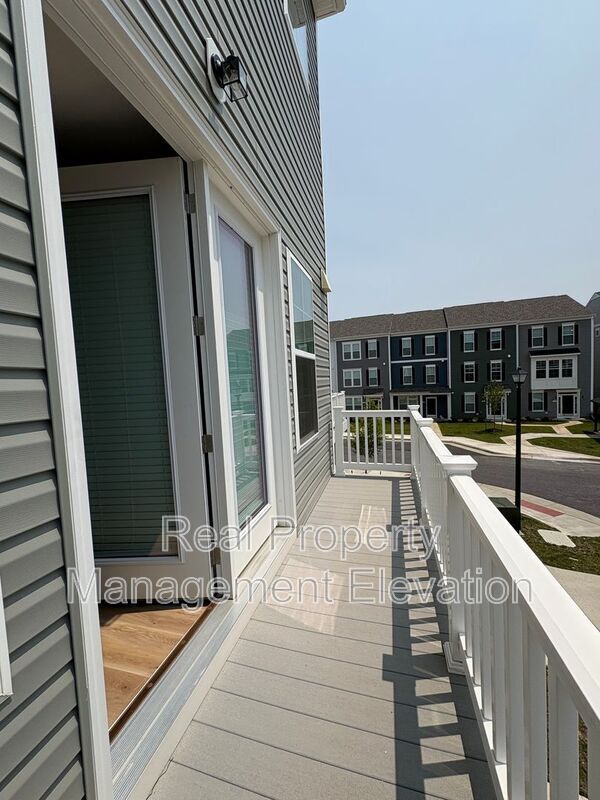 Building Photo - 602 Hemsworth Ln