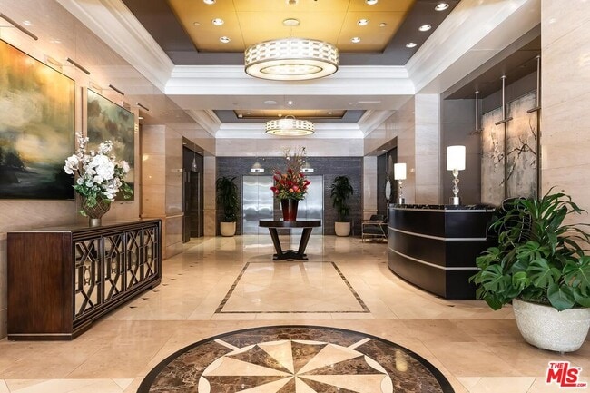 Building Photo - 10520 Wilshire Blvd