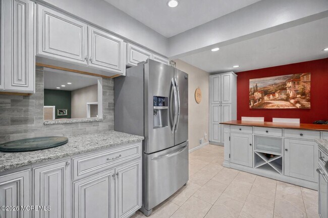 Building Photo - 316 Middlewood Rd