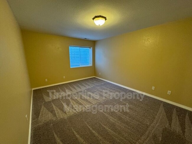 Building Photo - 1360 Almagre Peak Dr