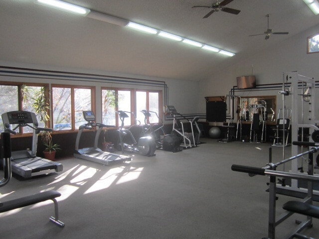 Building Photo - 2890 Shadow Creek Dr