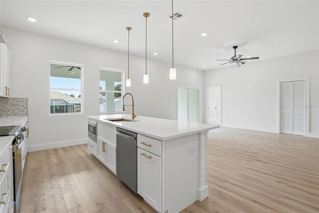 Building Photo - 11256 Salters St