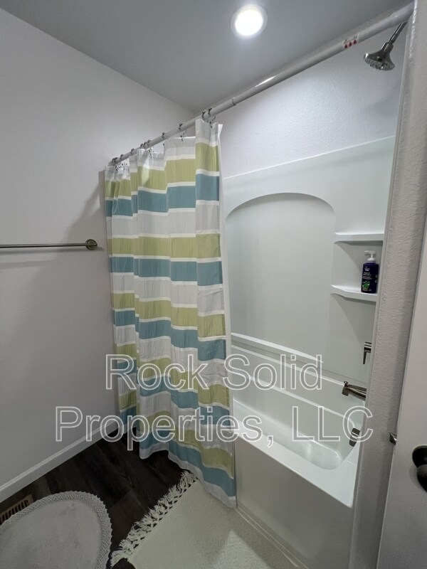 Building Photo - 1716 Kade Ct