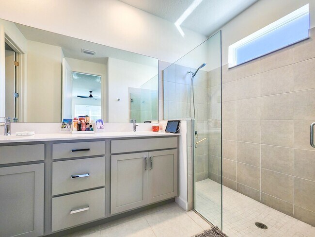 Building Photo - 2322 Antarus Dr NW