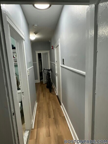 Building Photo - 881 Huntington Ave