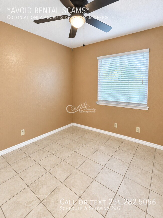Building Photo - 2210 Cimmaron Dr