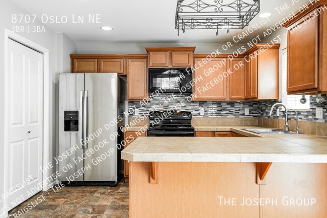 Building Photo - 8707 Oslo Ln NE