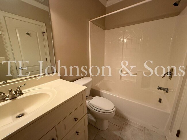 Building Photo - 5540 Brookberry Farm Rd