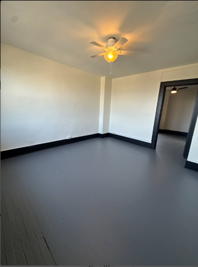 Building Photo - 3225 W Liberty Ave