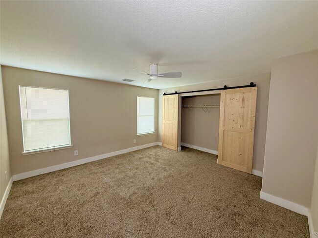 Building Photo - 3819 Banks Ridge Ln