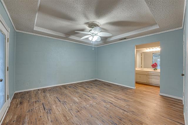 Building Photo - 917 Meadowgate Dr