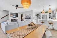 Building Photo - Stunning Condo on the Bay