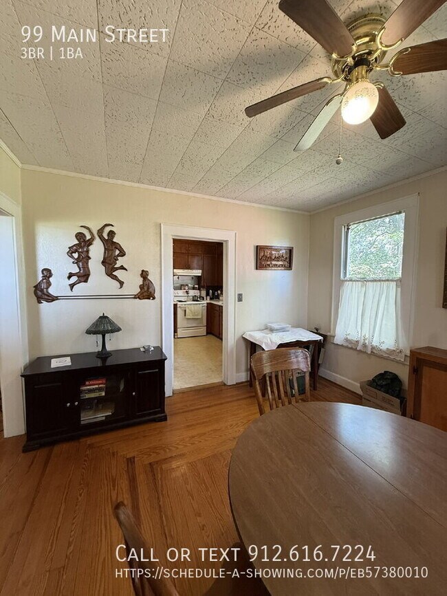 Building Photo - 99 Main St