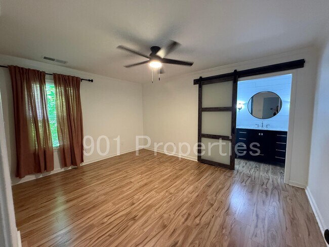Building Photo - 1602 Bubbling Brook Dr