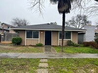 Building Photo - Riverside