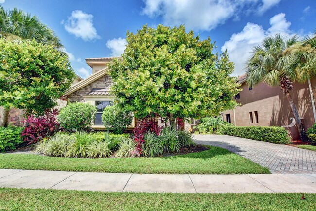 Building Photo - 3424 Collonade Dr