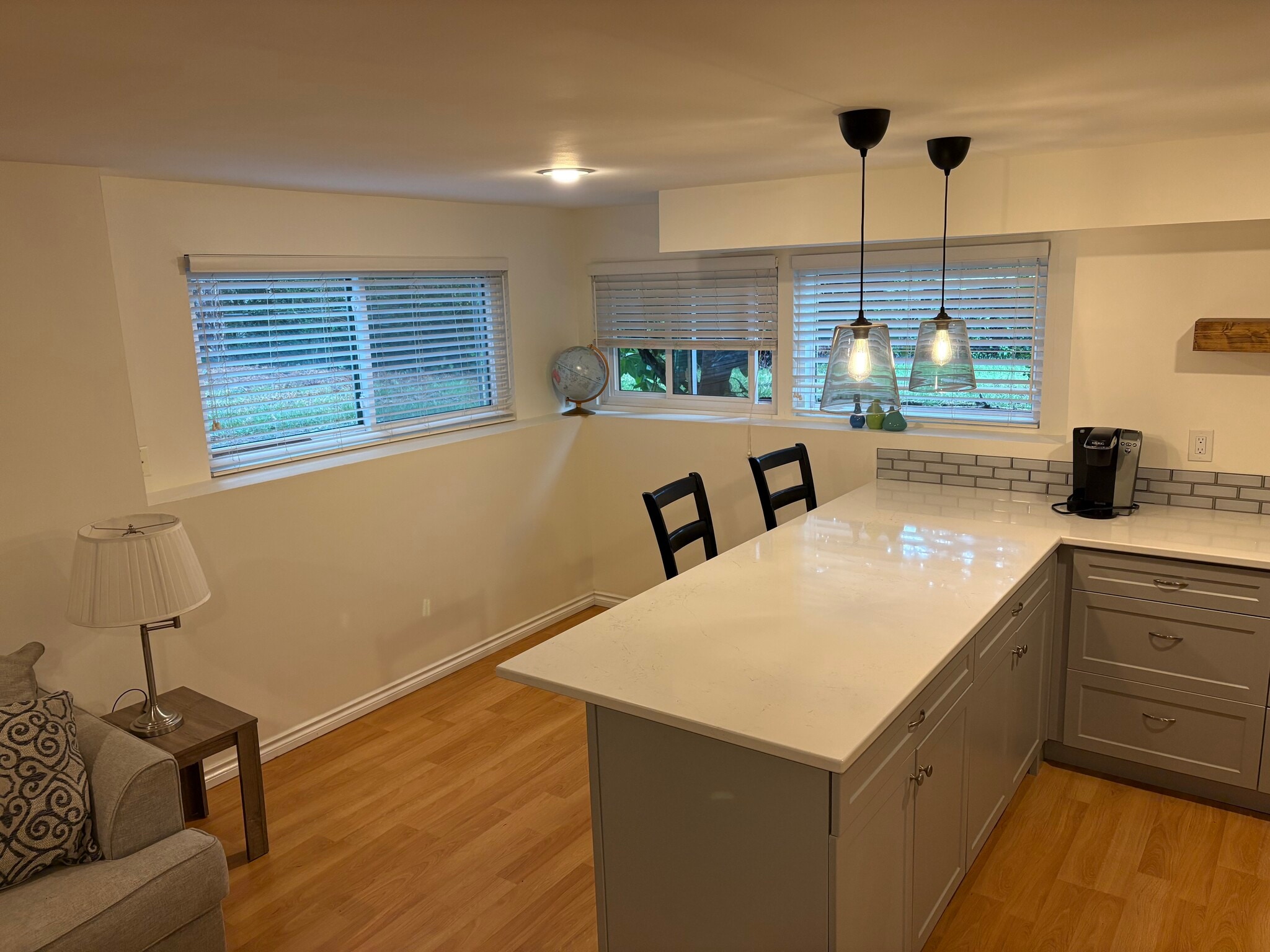 Building Photo - 924 NE 147th St