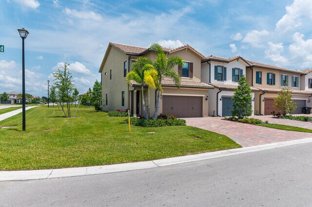 Building Photo - 8245 Cadre Noir Rd