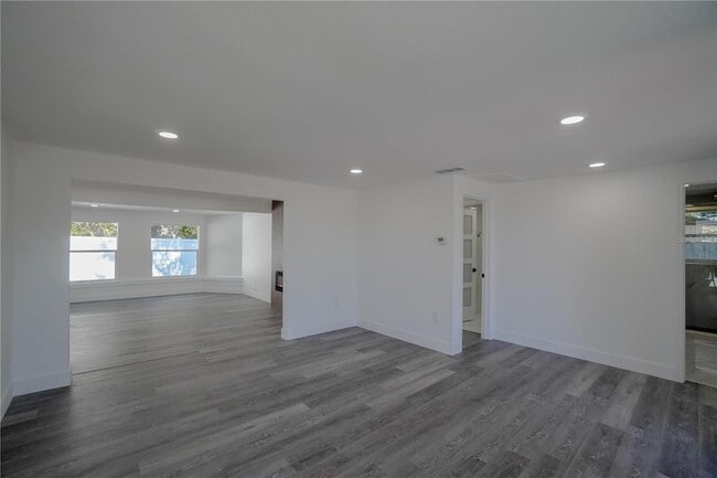 Building Photo - 1797 Birch Dr