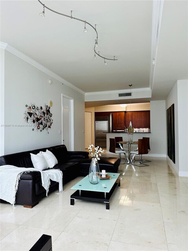 Building Photo - 18101 Collins Ave