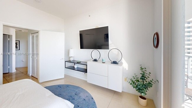 Building Photo - 79 SW 12th St