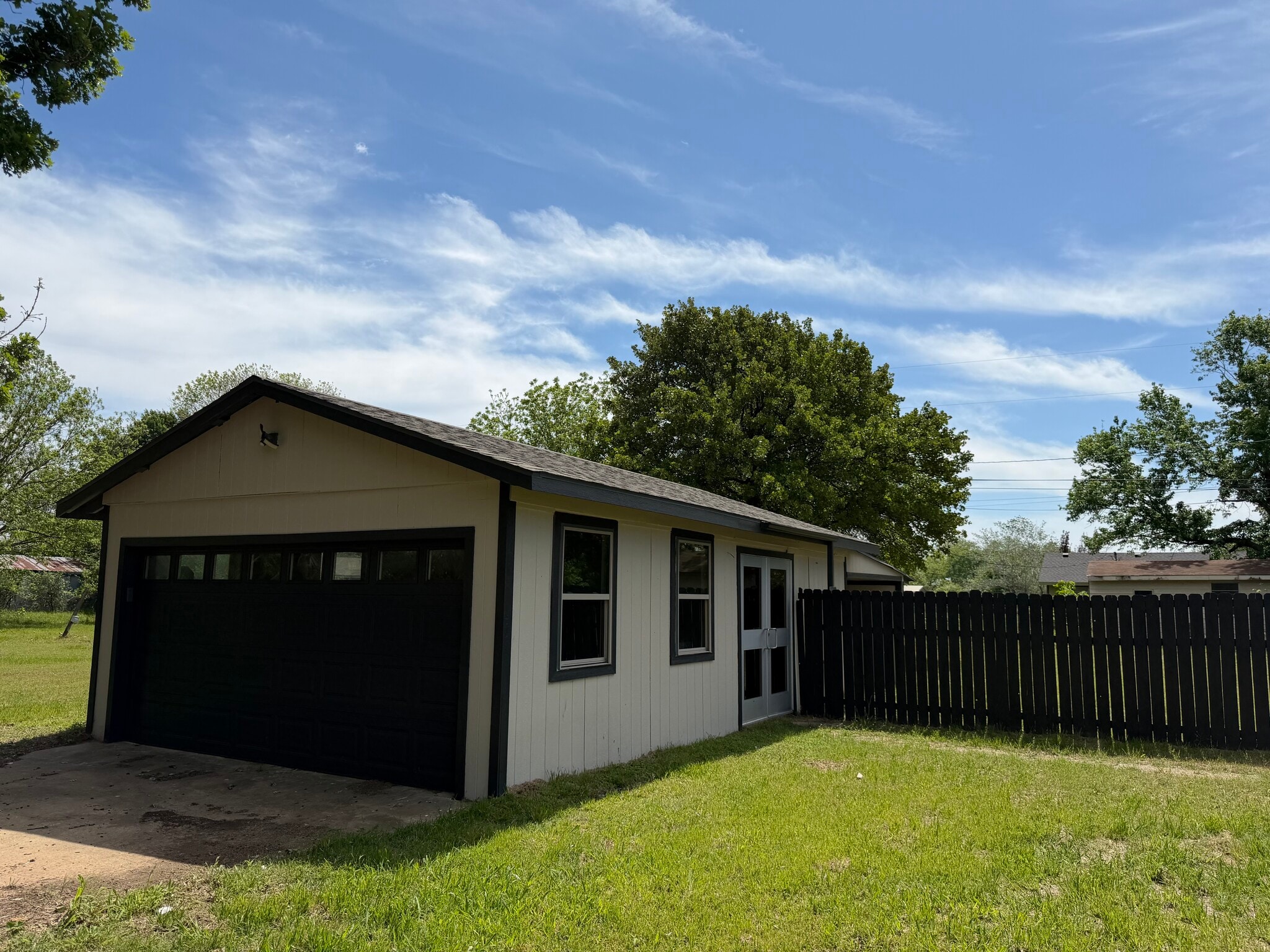 Building Photo - 152 Riverboat Dr