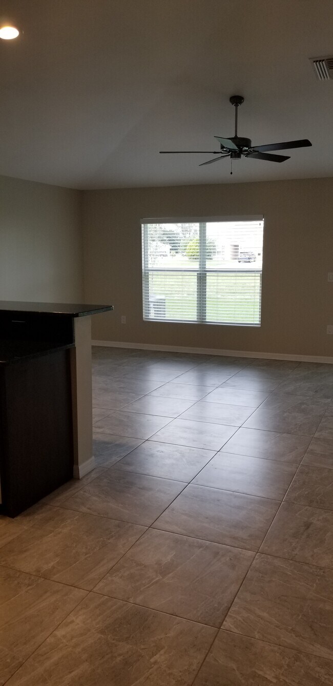 Building Photo - 1721 SW 33rd Terrace