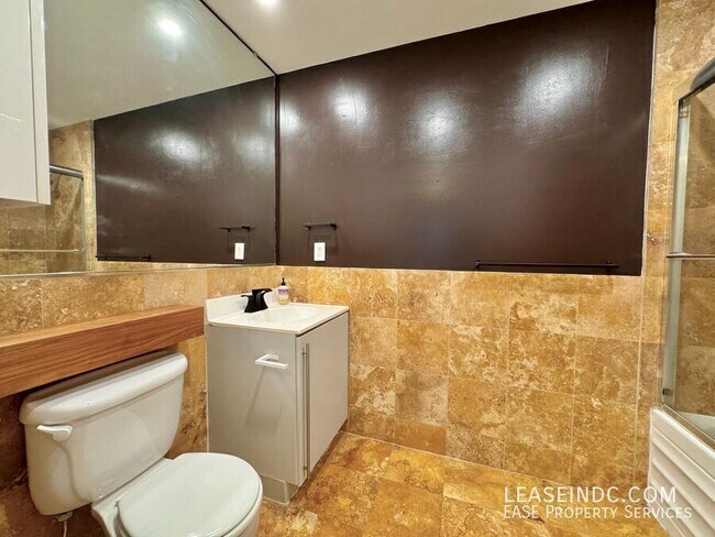 Building Photo - 1300 13th St NW