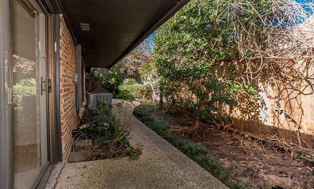Building Photo - 6957 Helsem Way