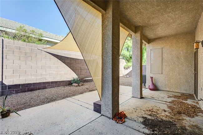 Building Photo - 9197 Grey Pebble Ct
