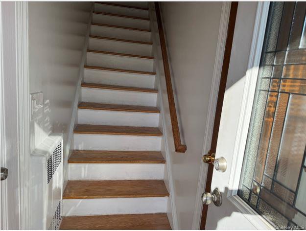 Building Photo - 1386 B St