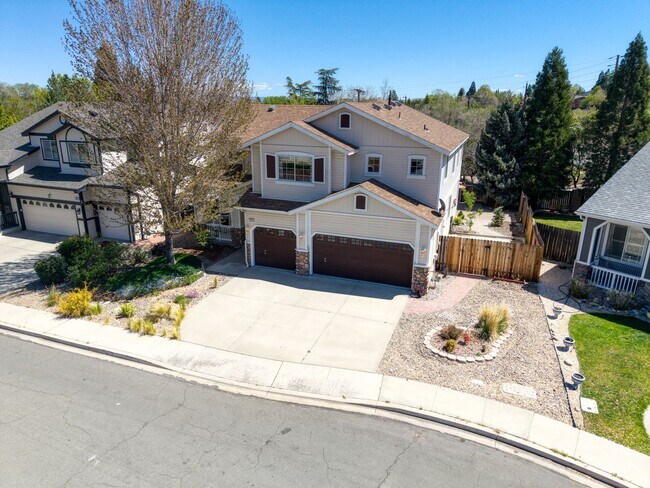 Building Photo -  Stunning Five Bedroom in West Reno