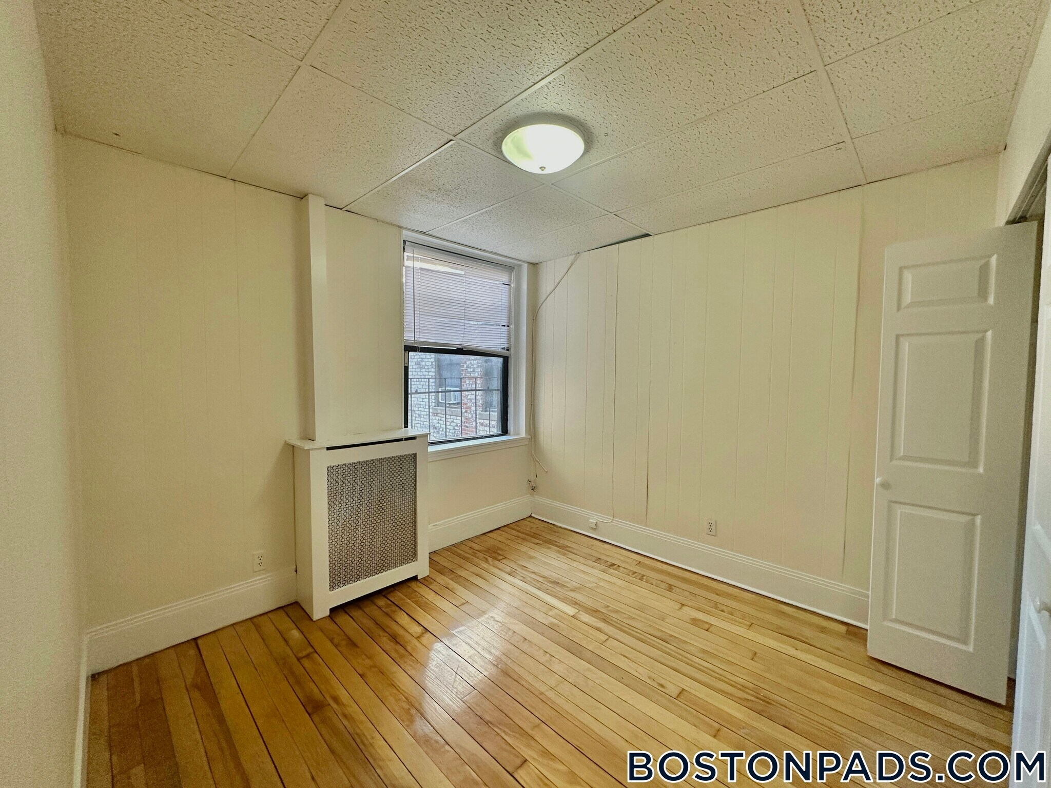 Building Photo - 439 Cambridge St
