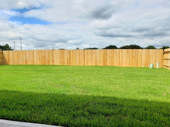 Building Photo - 3642 Park Vista Dr