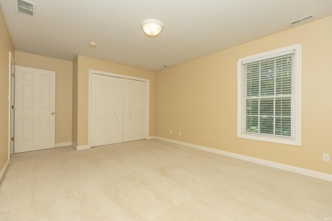 Building Photo - 4595 Prescott Dr