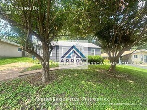 Building Photo - 117 Young Dr