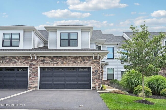 Building Photo - 42 Dogleg Ln