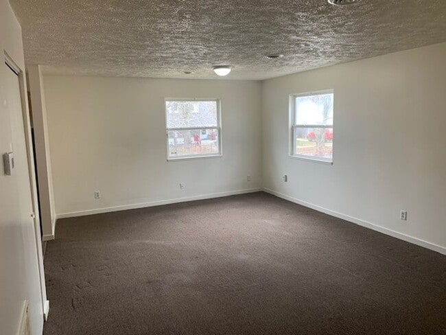 Building Photo - 1114 Dunham St SE