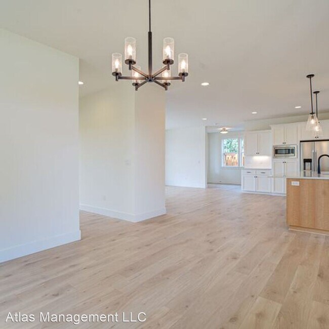 Building Photo - 3 br, 3 bath House - 2819 Inna Ave NW