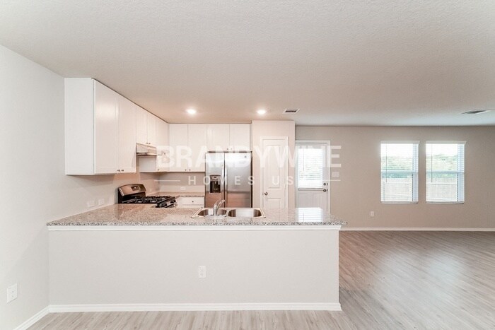 Building Photo - 7006 Winding Draw