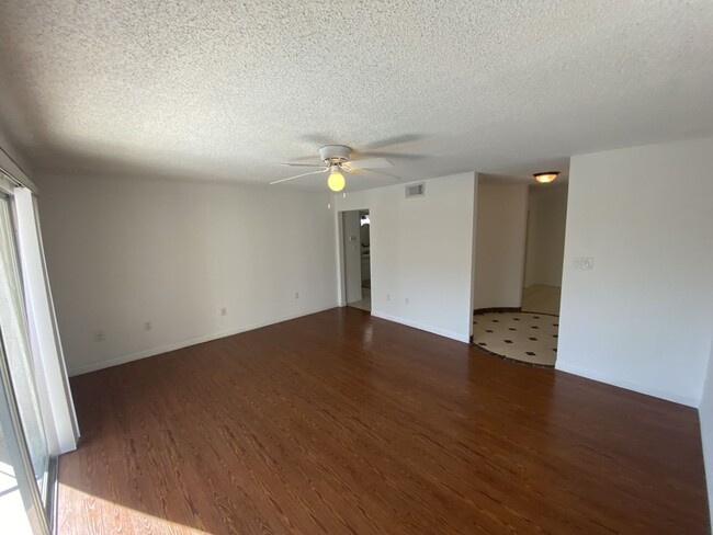 Building Photo - Spacious 2-Bedroom Apartment in Altamonte ...