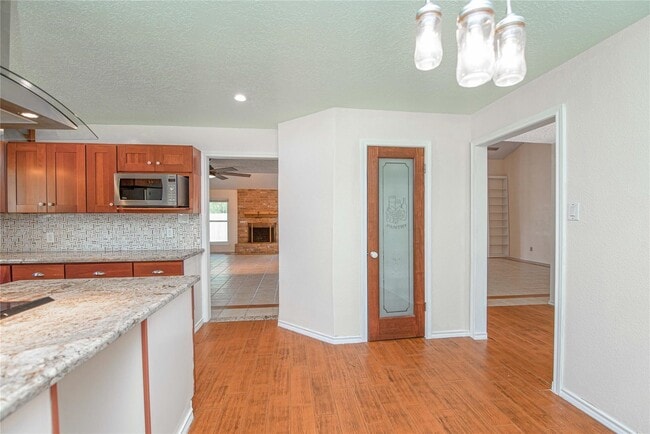 Building Photo - 25418 Sugar Valley Ln