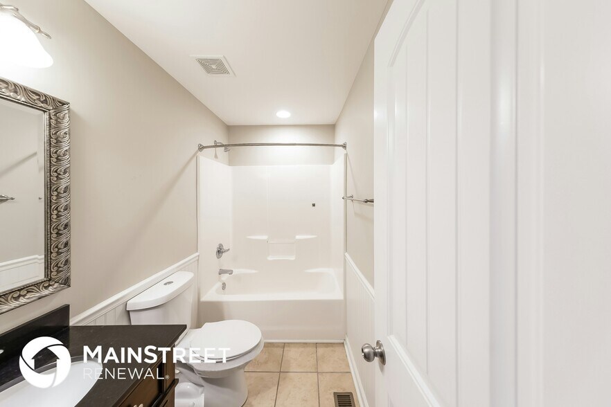 Building Photo - 855 Moonlite Dr