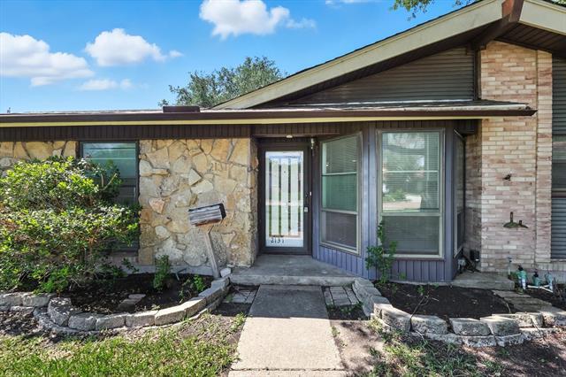 Building Photo - 2131 Bamboo St
