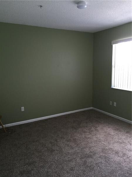 Building Photo - 5800 W Sample Rd