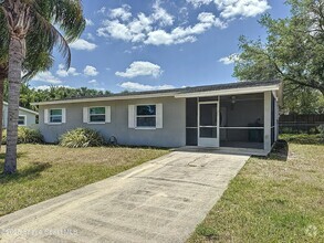 Building Photo - 35 Rivercliff Ln